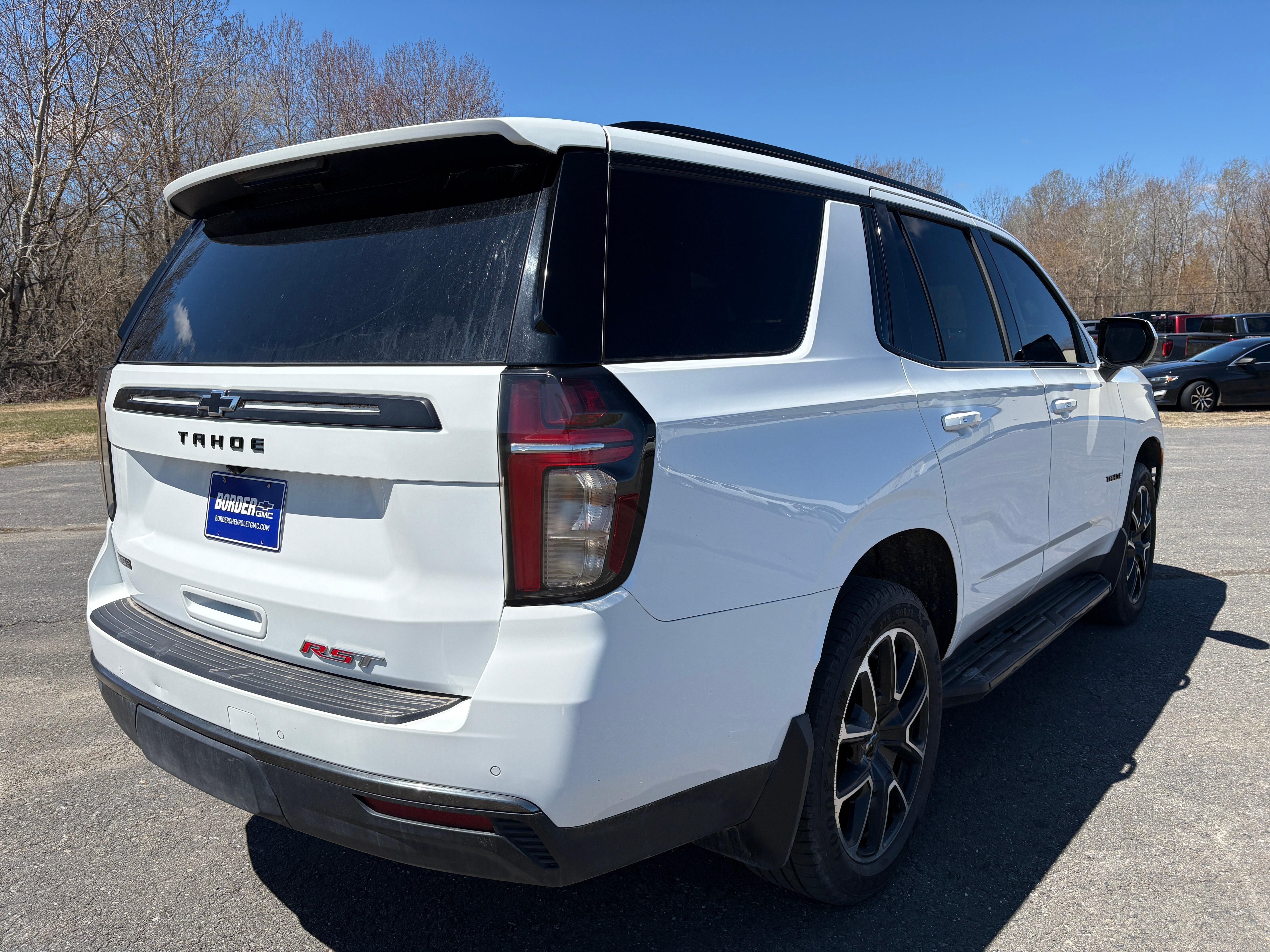 View vehicle photo 7