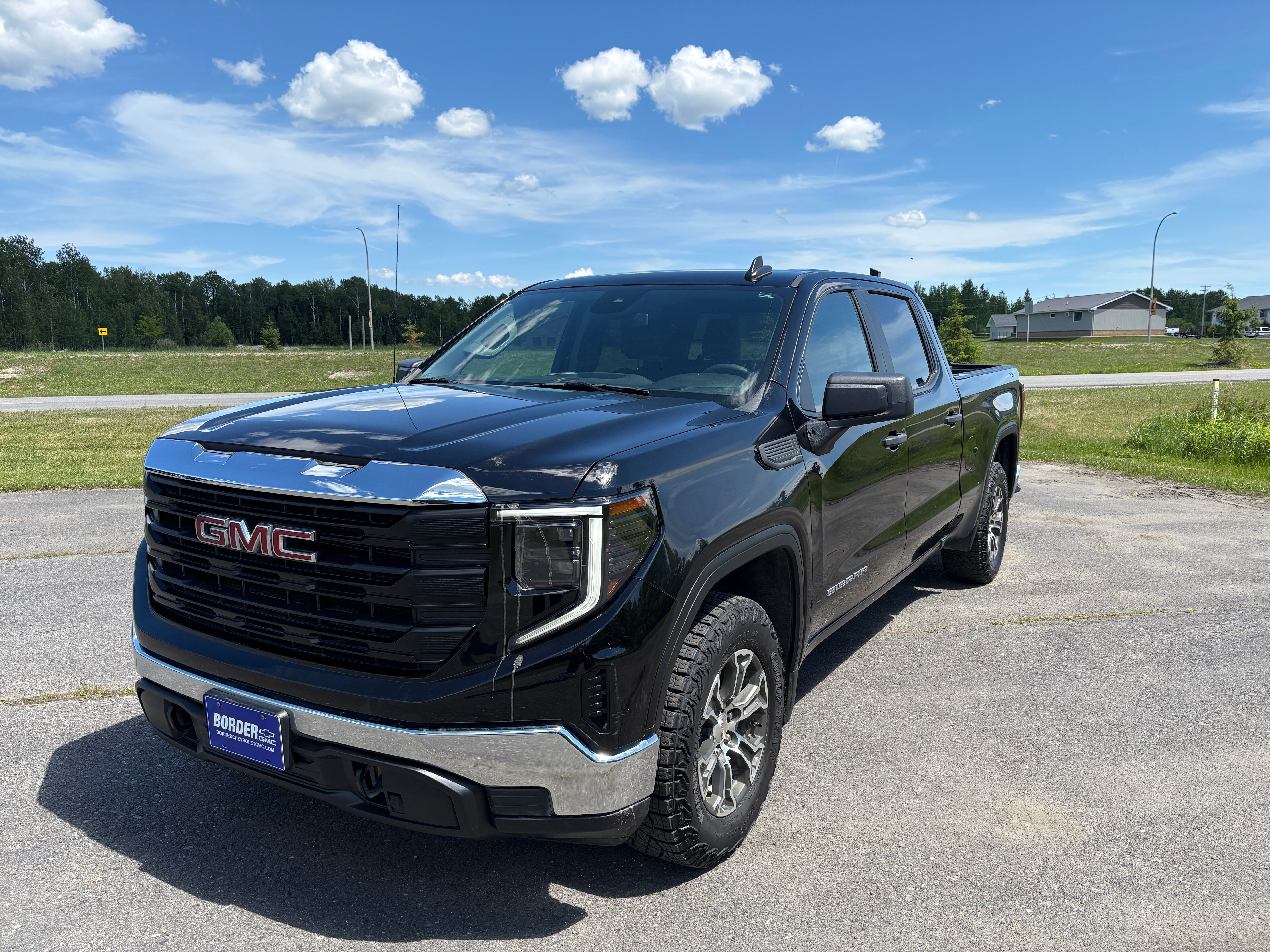 Onyx Black 2024 GMC Sierra 1500 Pickup Truck Four-Wheel Drive Automatic