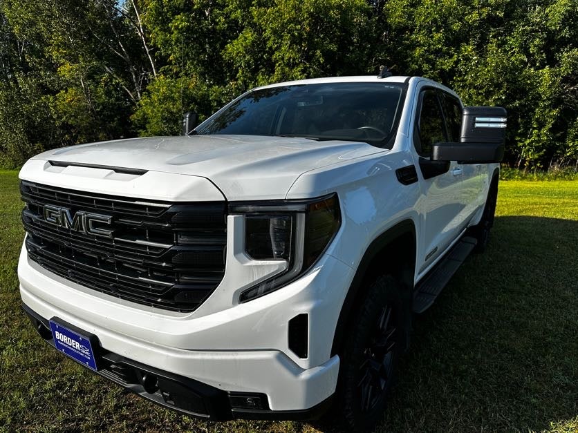  2022 GMC Sierra 1500 Elevation Crew Cab 4WD   
