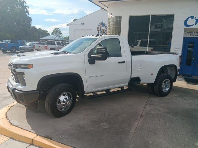 2025 Chevrolet Silverado 3500HD Work Truck Regular LB DRW 4WD