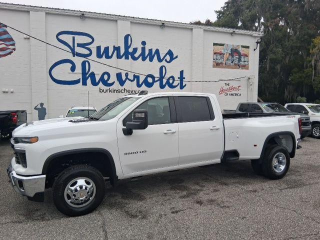 2026 Chevrolet Silverado 3500HD LT Crew Cab LB DRW 4WD