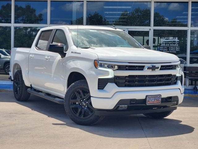Summit White 2026 Chevrolet Silverado 1500 Pickup Truck 4X2 Automatic