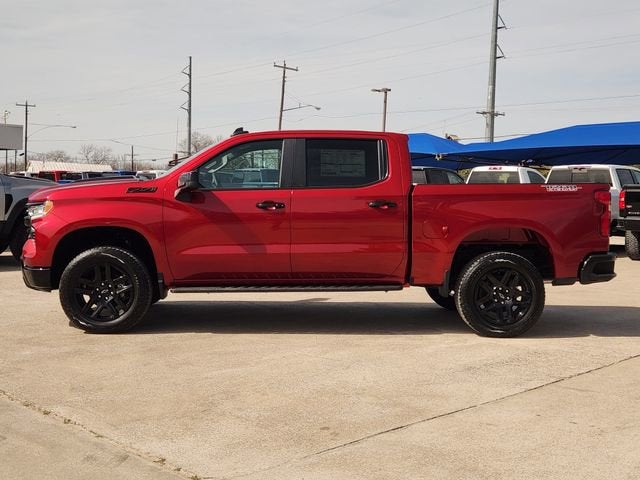 View vehicle photo 3