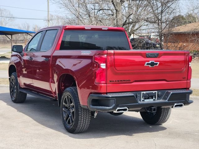 View vehicle photo 4