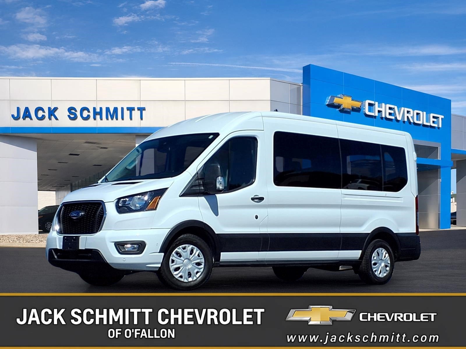  2023 Ford Transit Passenger 350 XL Medium Roof LB RWD   