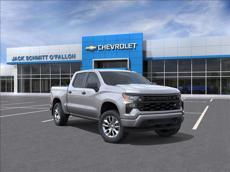 Sterling Gray Metallic 2026 Chevrolet Silverado 1500 Custom Crew Cab 4WD Pickup Truck Four-Wheel Drive Automatic