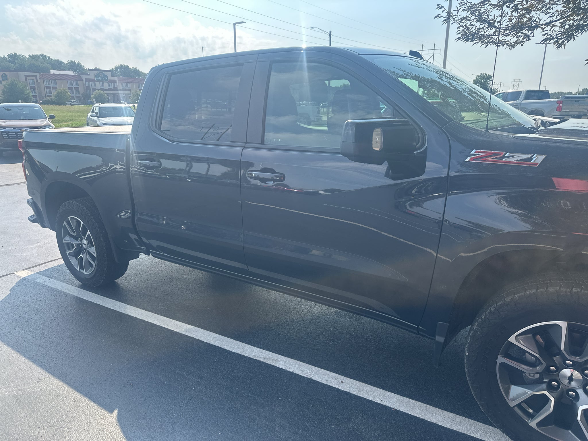 Dark Ash Metallic 2024 Chevrolet Silverado 1500 Pickup Truck Four-Wheel Drive Automatic