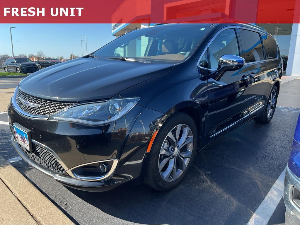 2020 Chrysler Pacifica Limited FWD