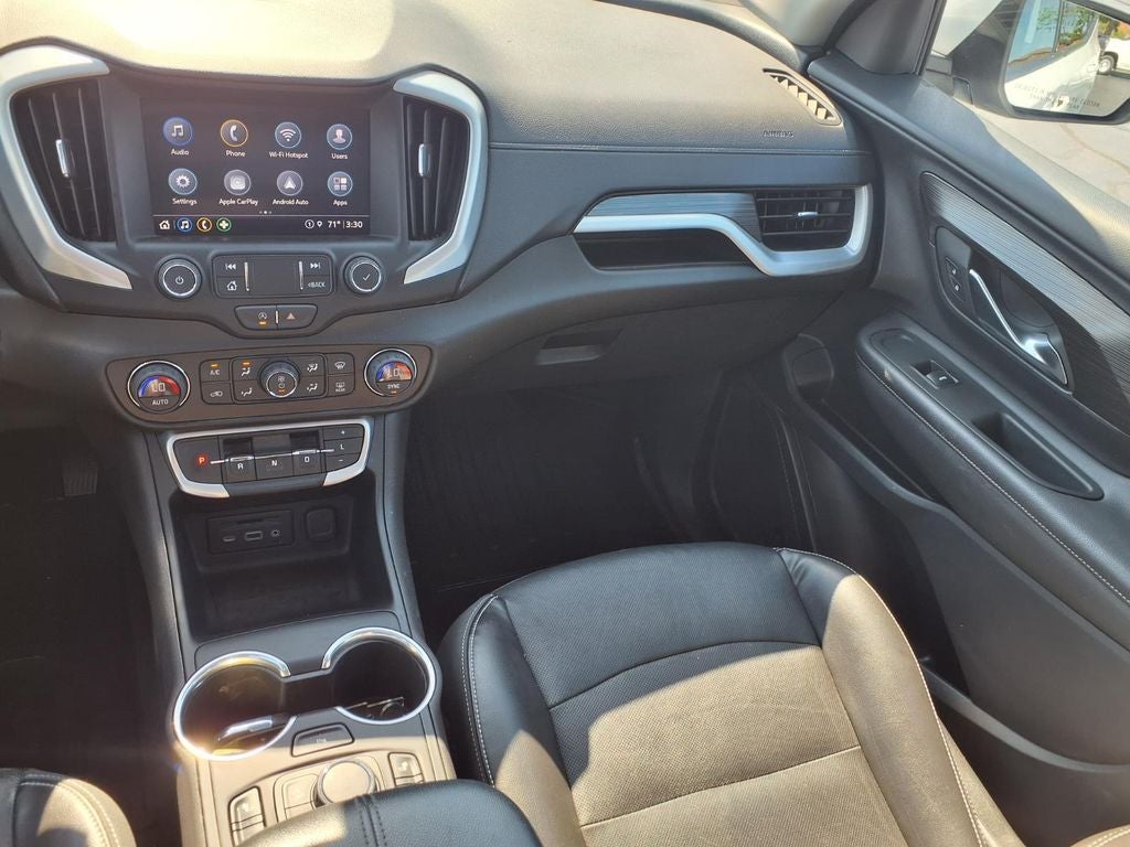 View vehicle photo 4