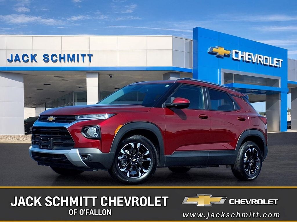 Red (Crimson Metallic) 2023 Chevrolet Trailblazer SUV / Crossover Front-Wheel Drive Automatic