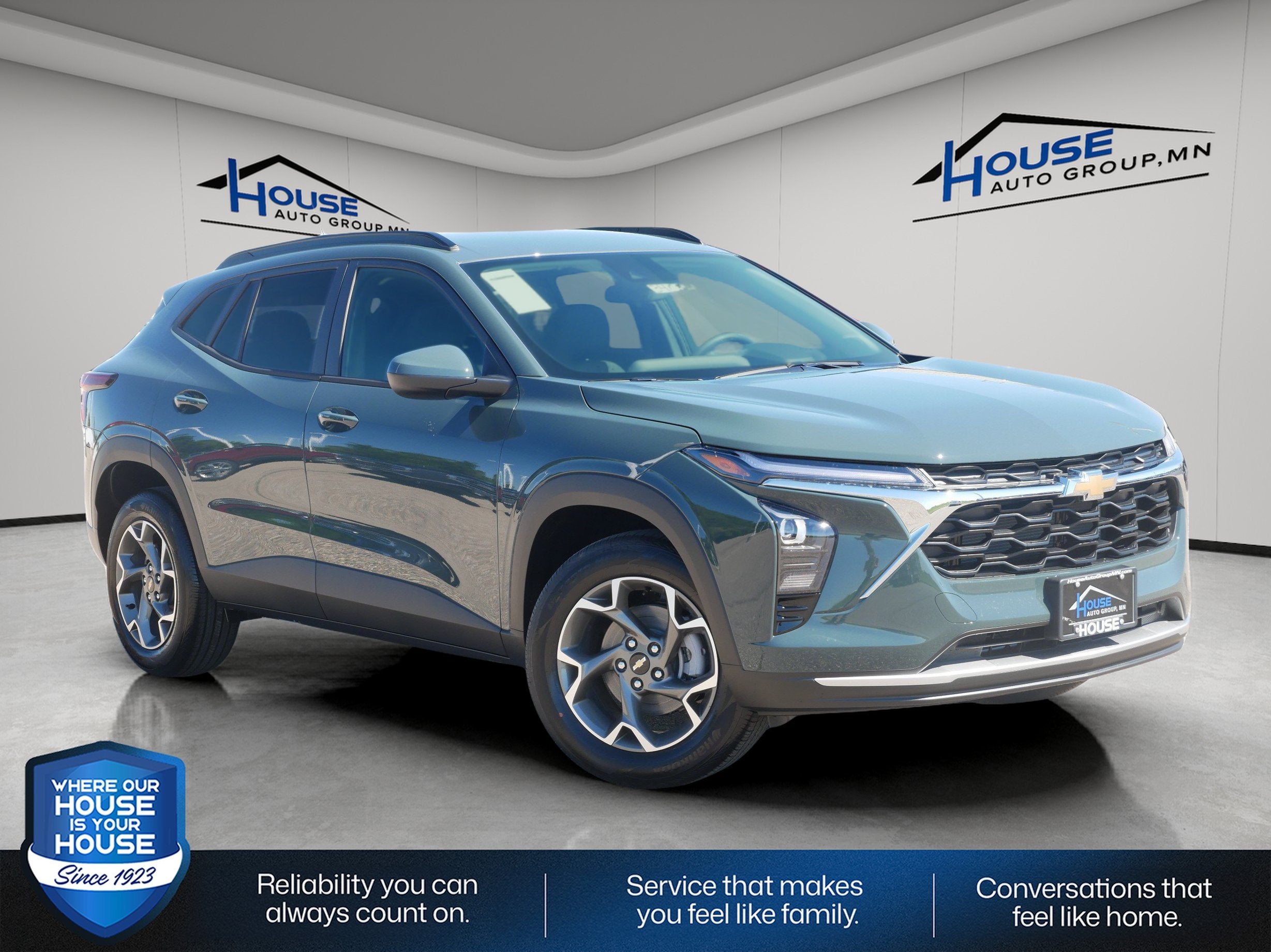 Cypress Gray 2026 Chevrolet Trax SUV / Crossover Front-Wheel Drive Automatic