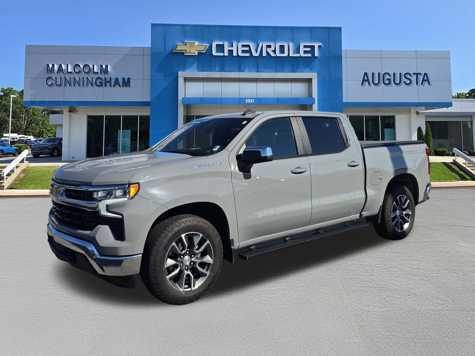 2024 Chevrolet Silverado 1500 LT Crew Cab 4WD