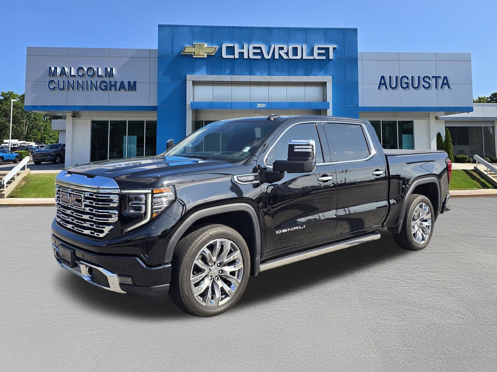  2025 GMC Sierra 1500 Denali Crew Cab 4WD   