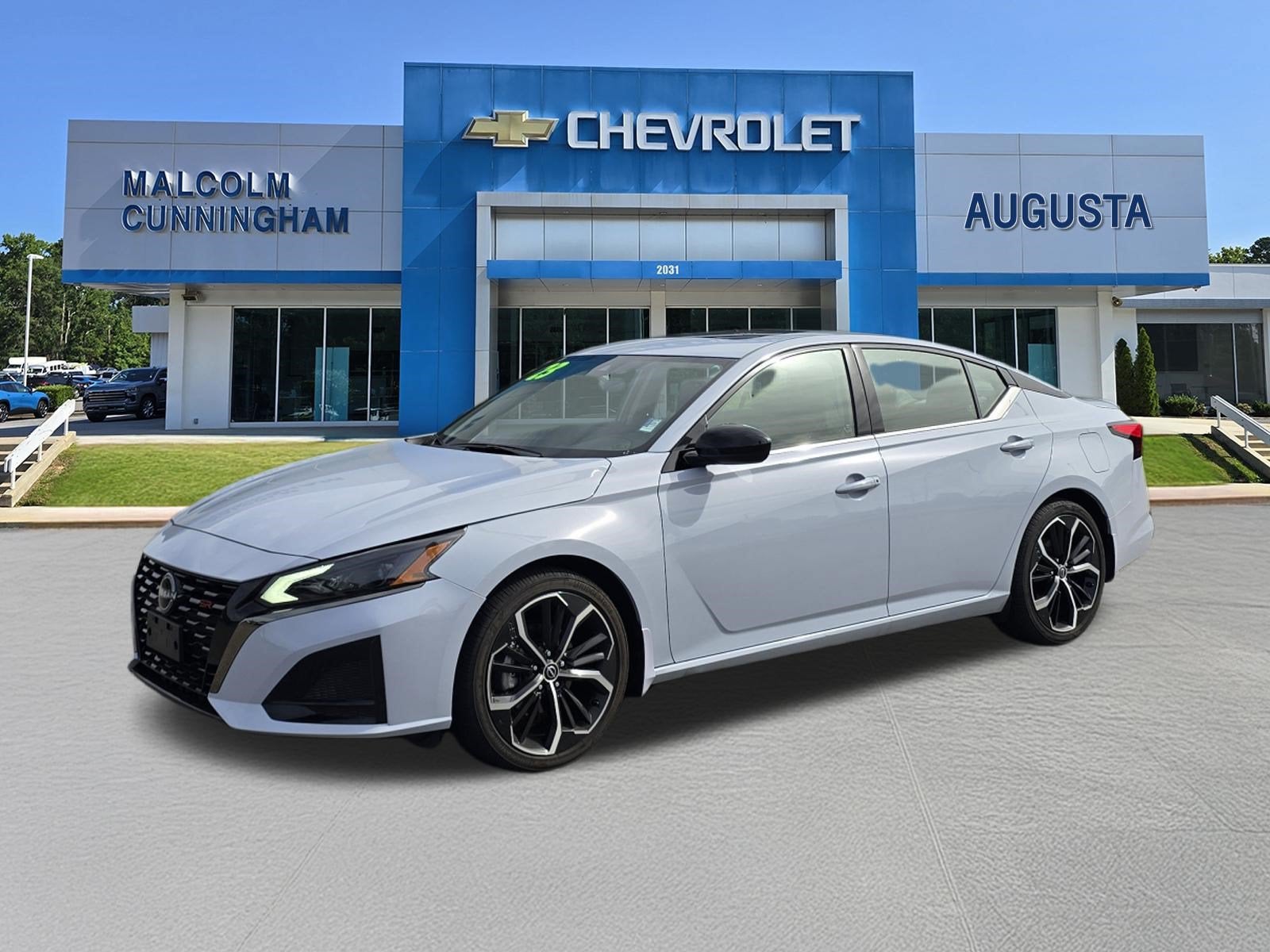  2023 Nissan Altima 2.5 SR FWD   