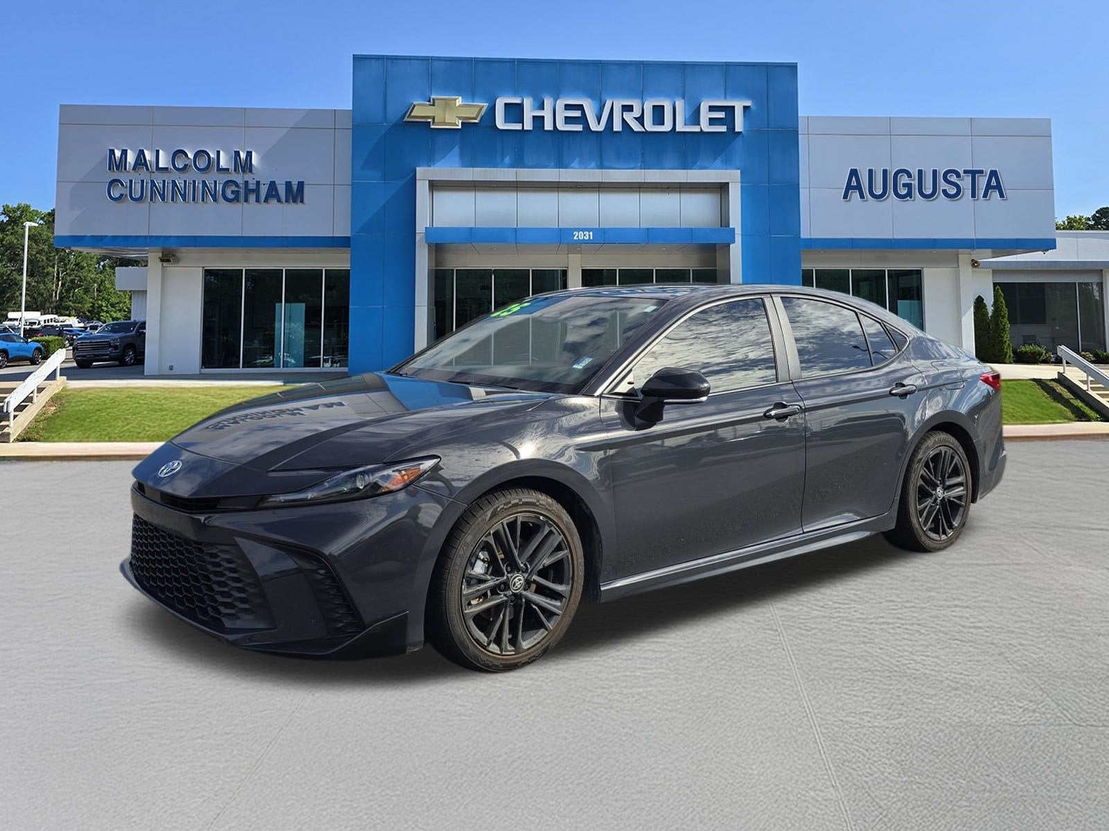  2025 Toyota Camry SE FWD   