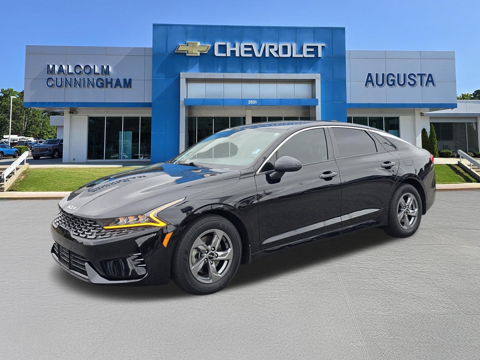 Black 2022 Kia K5 Sedan Front-Wheel Drive 