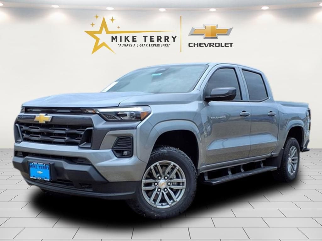 Sterling Gray Metallic 2025 Chevrolet Colorado Pickup Truck Four-Wheel Drive Automatic