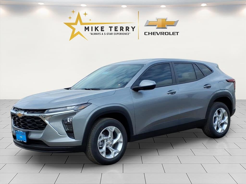 2026 Chevrolet Trax LS FWD