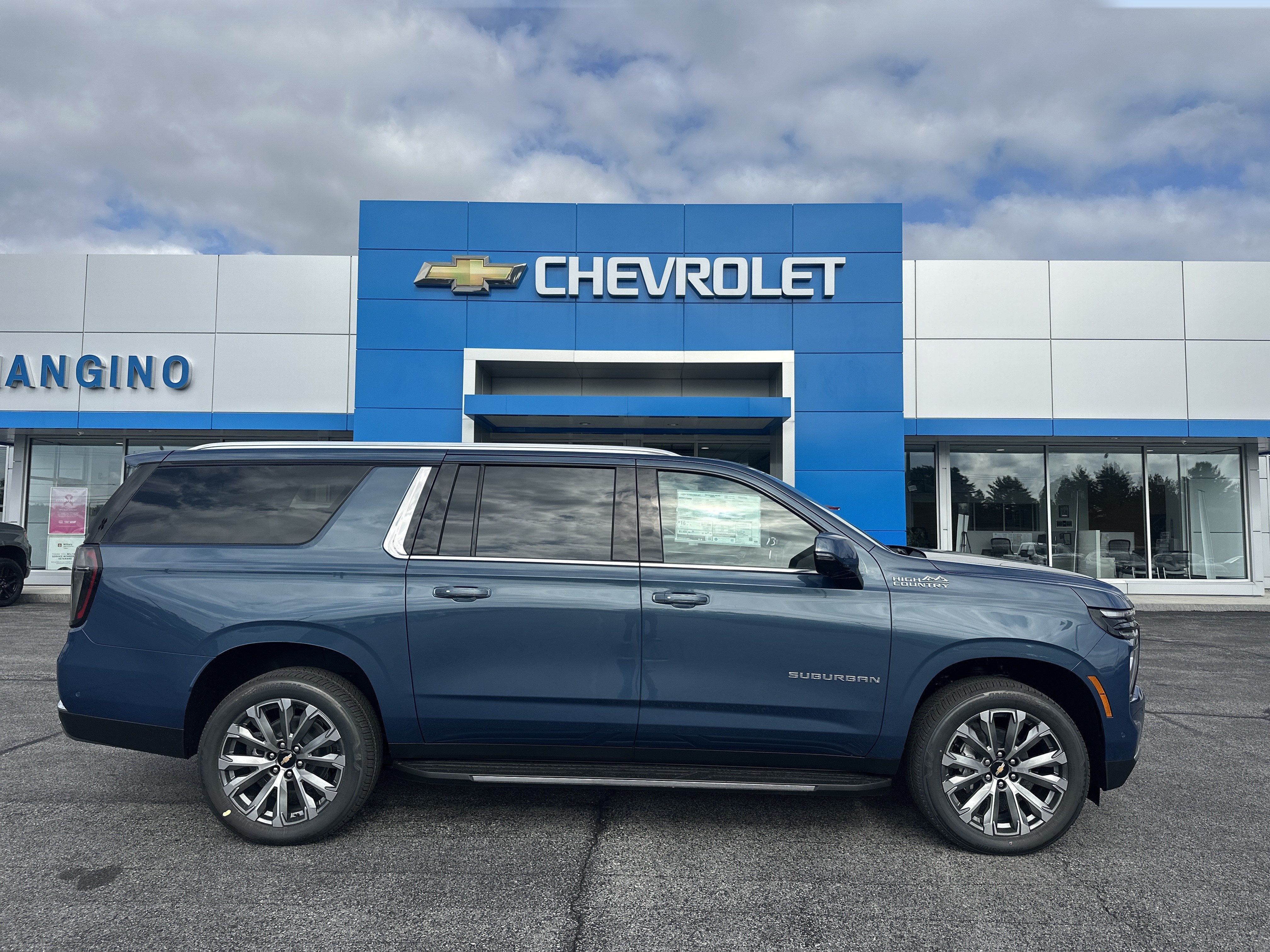 Lakeshore Blue Metallic 2026 Chevrolet Suburban SUV / Crossover Four-Wheel Drive Automatic