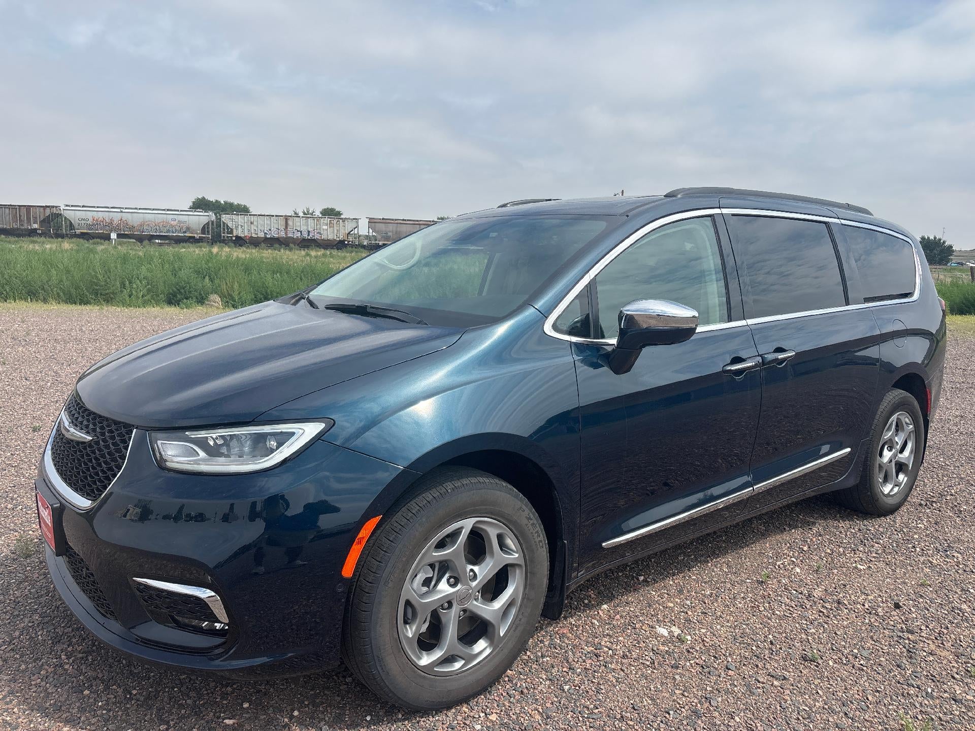 2022 Chrysler Pacifica Limited AWD