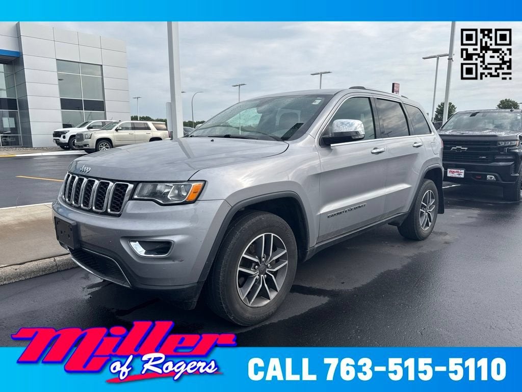 Silver 2019 Jeep Grand Cherokee SUV / Crossover Four-Wheel Drive 