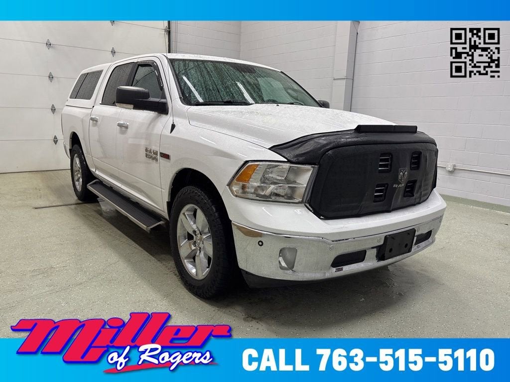 White 2017 RAM 1500 Pickup Truck Four-Wheel Drive 8-Speed Automatic