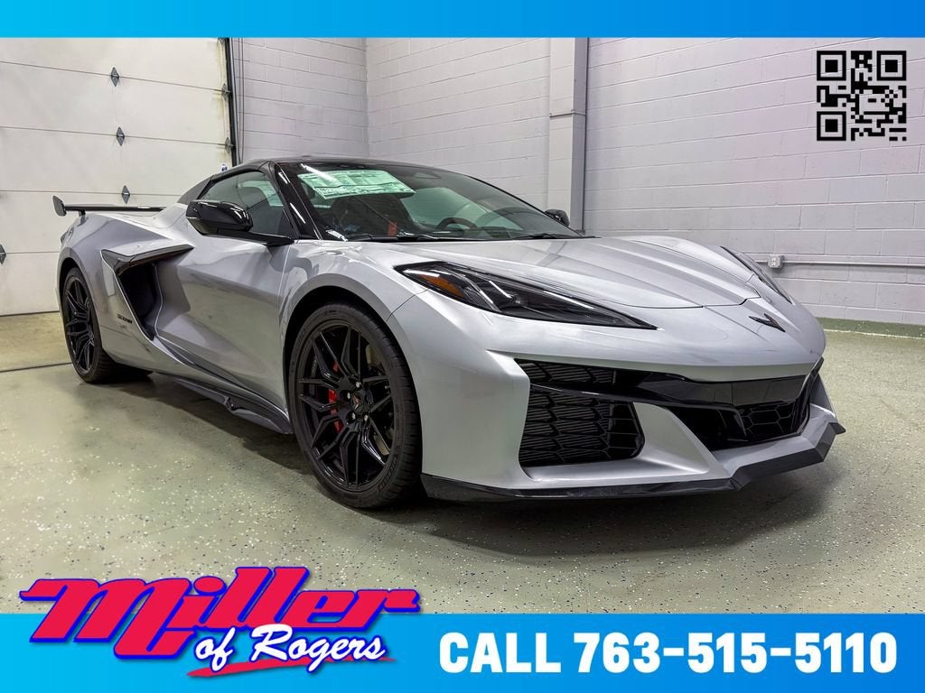 Blade Silver Metallic 2027 Chevrolet Corvette Convertible Rear-Wheel Drive Automatic