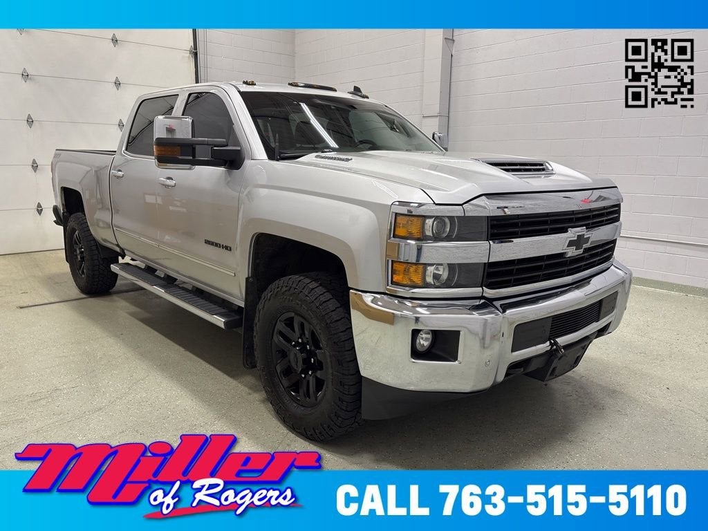 Silver Ice Metallic 2017 Chevrolet Silverado 2500HD Pickup Truck Four-Wheel Drive Automatic
