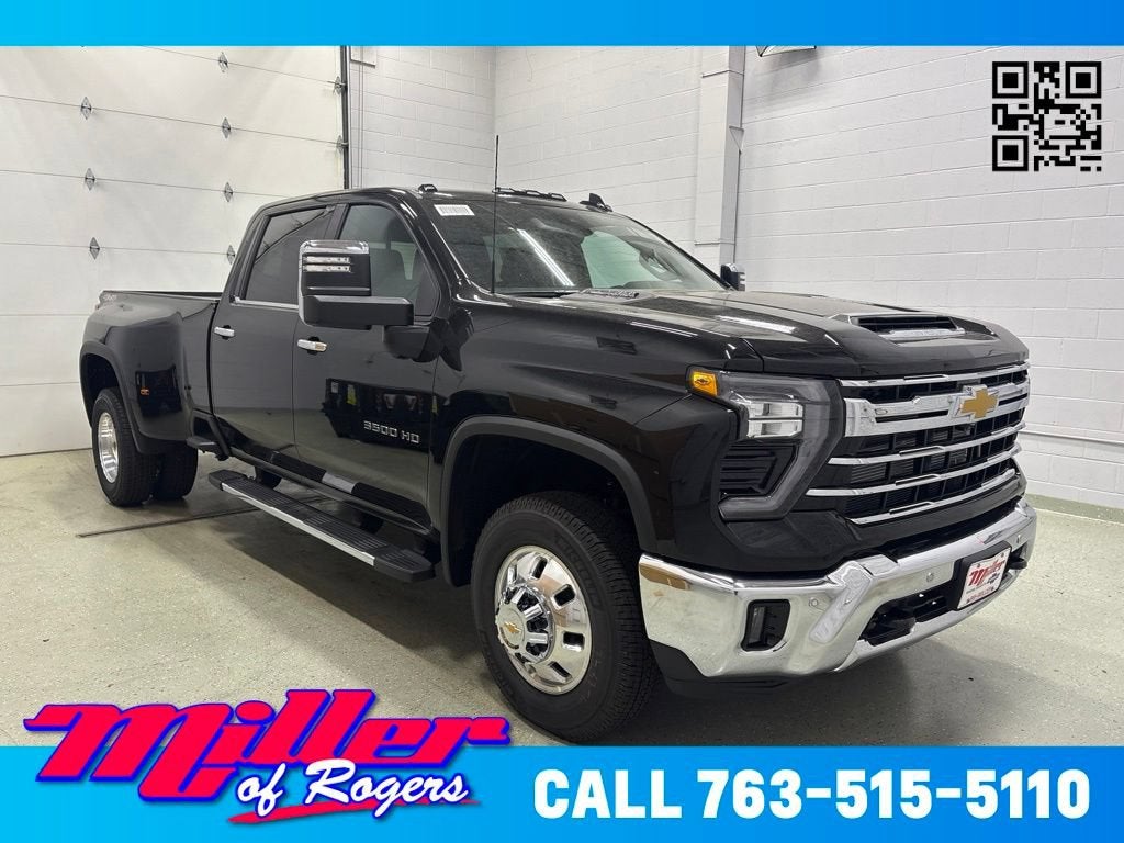 Black 2026 Chevrolet Silverado 3500HD Pickup Truck Four-Wheel Drive Automatic