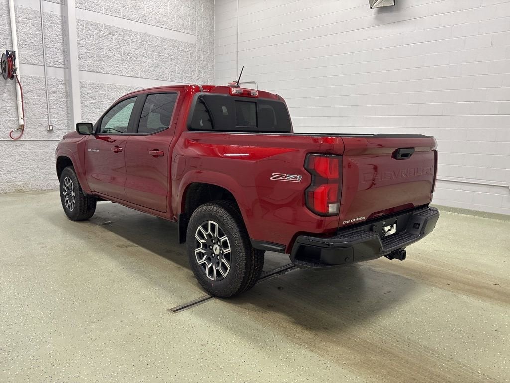 View vehicle photo 6