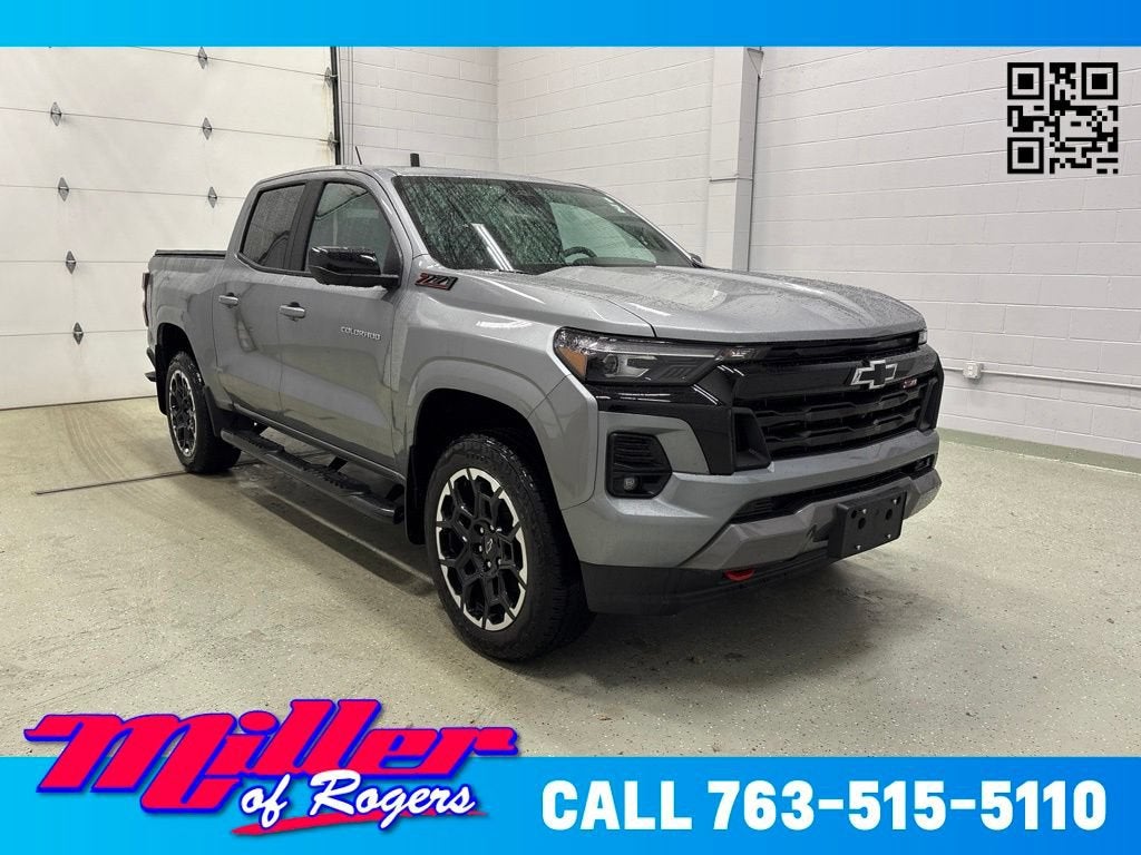 Sterling Gray Metallic 2026 Chevrolet Colorado Pickup Truck Four-Wheel Drive Automatic