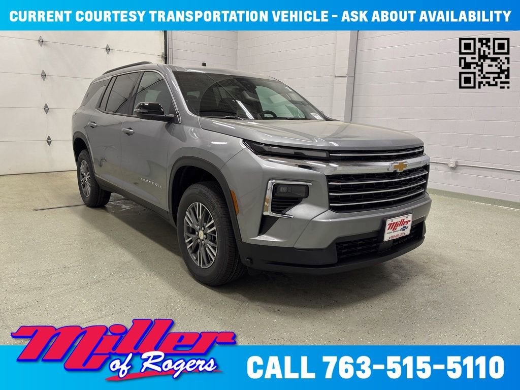 Sterling Gray Metallic 2026 Chevrolet Traverse SUV / Crossover Four-Wheel Drive Automatic