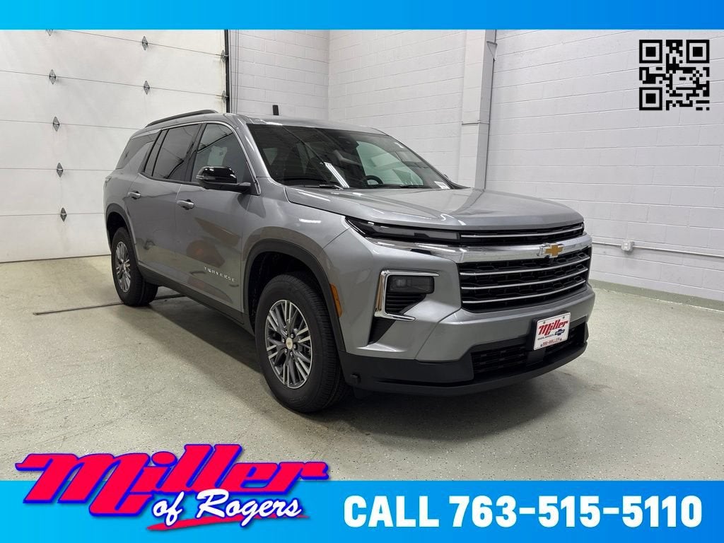 Sterling Gray Metallic 2026 Chevrolet Traverse SUV / Crossover Four-Wheel Drive Automatic