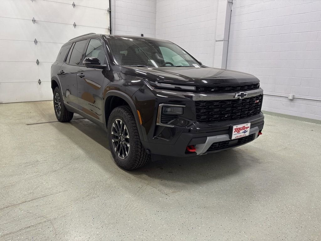 View vehicle photo 2