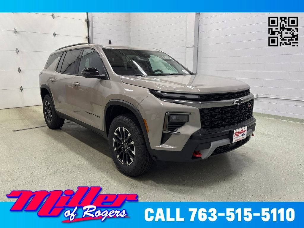 Sandstone Gray 2026 Chevrolet Traverse SUV / Crossover Four-Wheel Drive Automatic