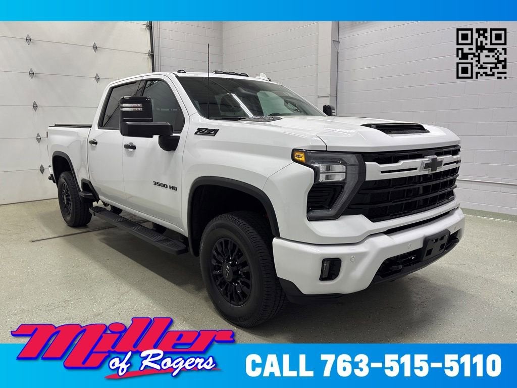 Summit White 2024 Chevrolet Silverado 3500HD Pickup Truck Four-Wheel Drive Automatic