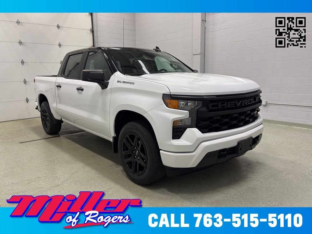 Summit White 2023 Chevrolet Silverado 1500 Pickup Truck Four-Wheel Drive Automatic
