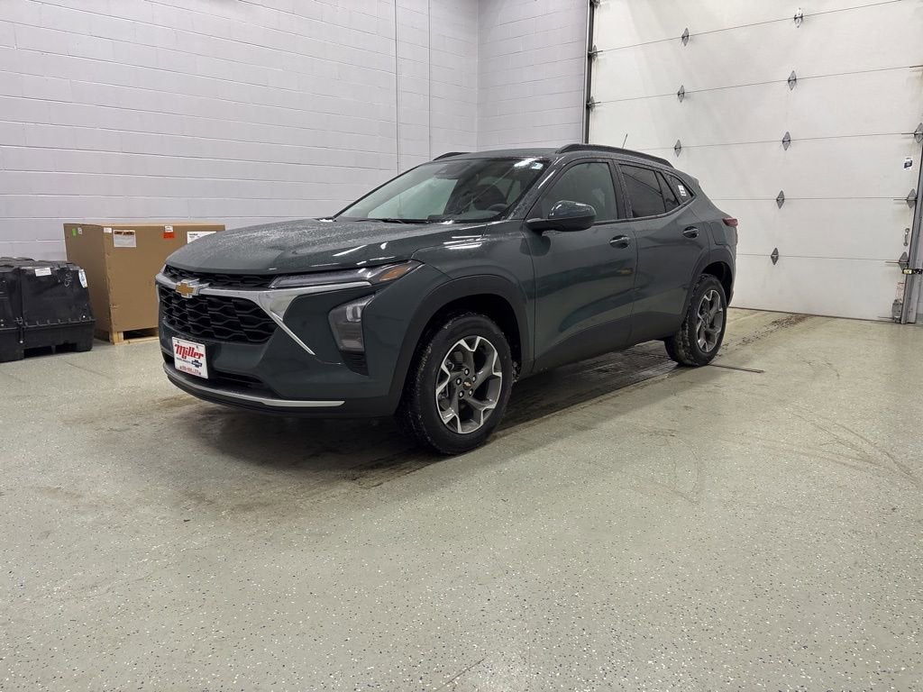 View vehicle photo 6