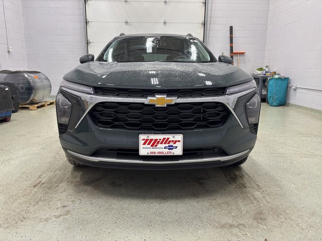 View vehicle photo 7