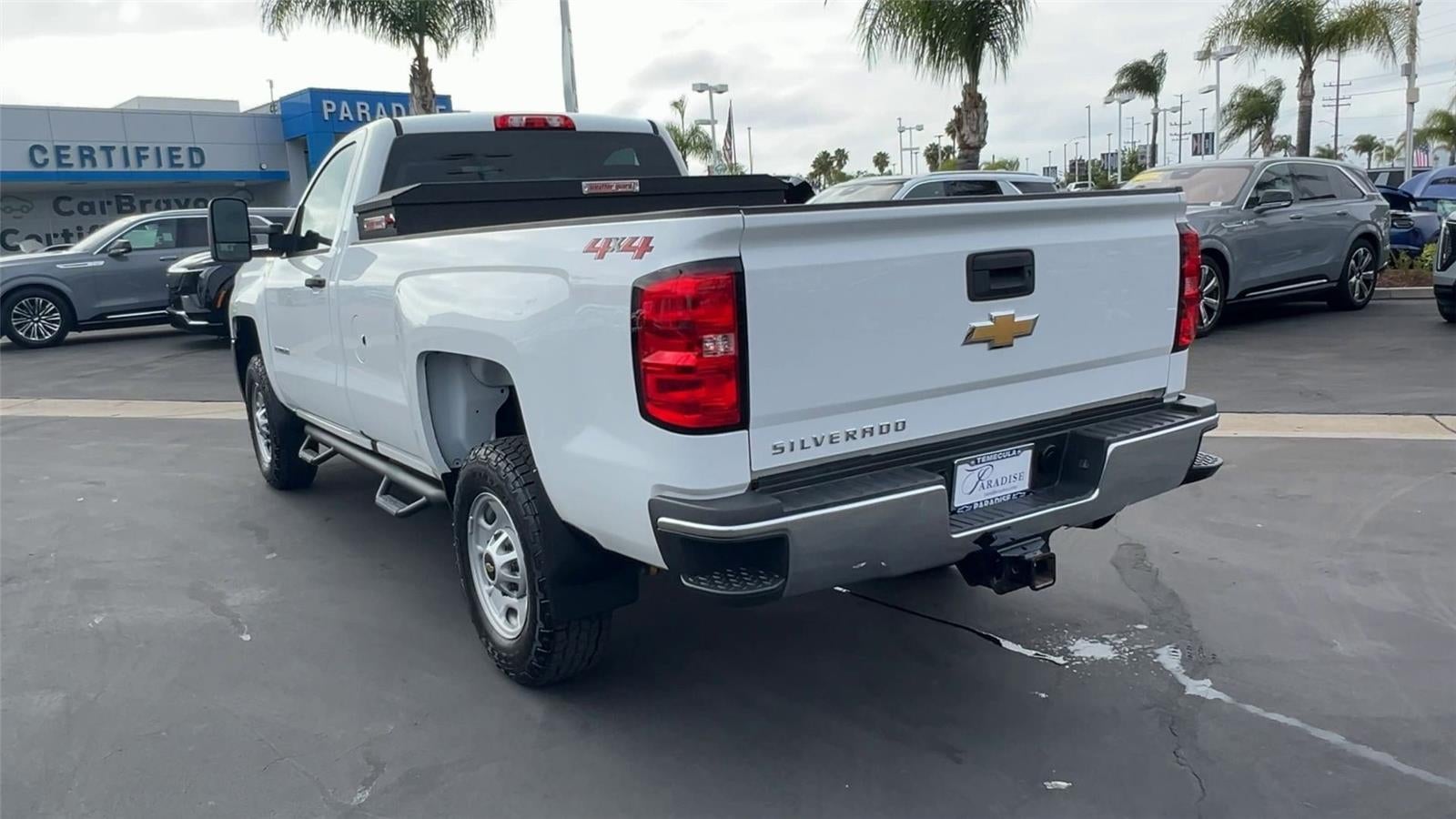 View vehicle photo 6