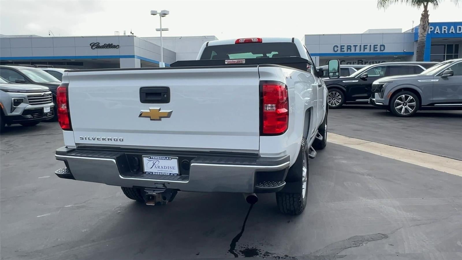 View vehicle photo 7