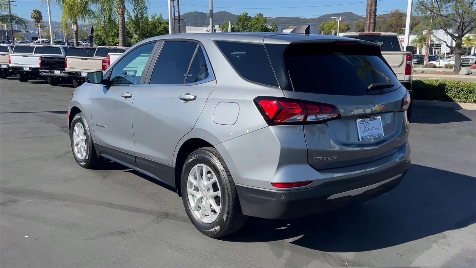 View vehicle photo 6