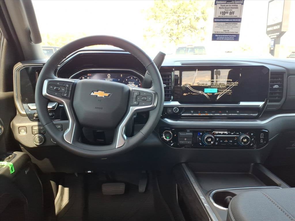 2026 Chevrolet Silverado 3500 HD LTZ DRW Crew Cab Pickup Slide 12