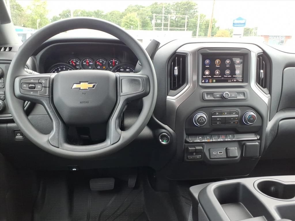 2026 Chevrolet Silverado 1500 CUSTOM Crew Cab Pickup Slide 12