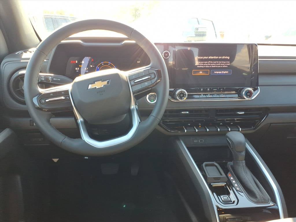 2026 Chevrolet Colorado WT Crew Cab Pickup Slide 12