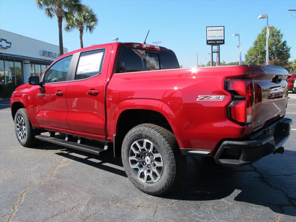 2026 Chevrolet Colorado Z71 Crew Cab Pickup Slide 4