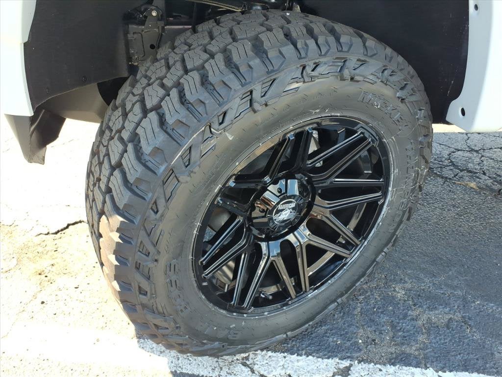 2026 Chevrolet Colorado Z71 Crew Cab Pickup Slide 15