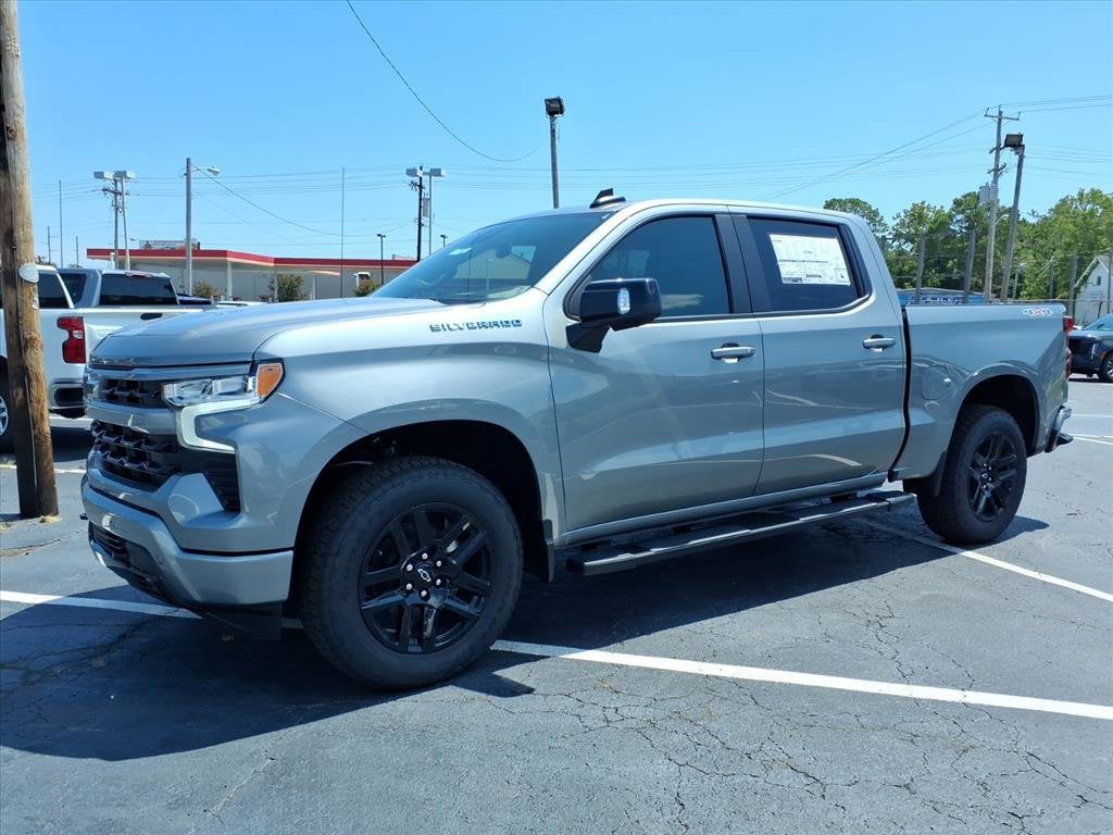 2026 Chevrolet Silverado 1500 RST Crew Cab Pickup Slide 7