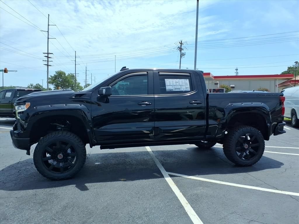2026 Chevrolet Silverado 1500 RST Crew Cab Pickup Slide 5