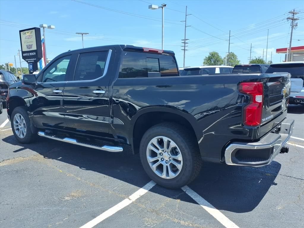 2026 Chevrolet Silverado 1500 LTZ Crew Cab Pickup Slide 4